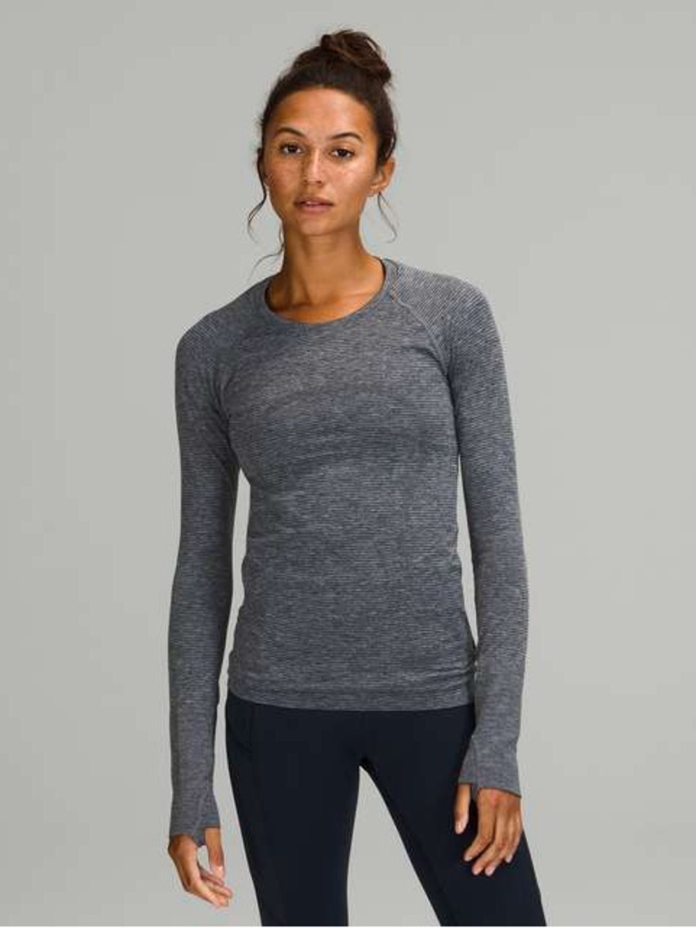 Lululemon gray swiftly tech long sleeve athletic workout tee shirt women’s small